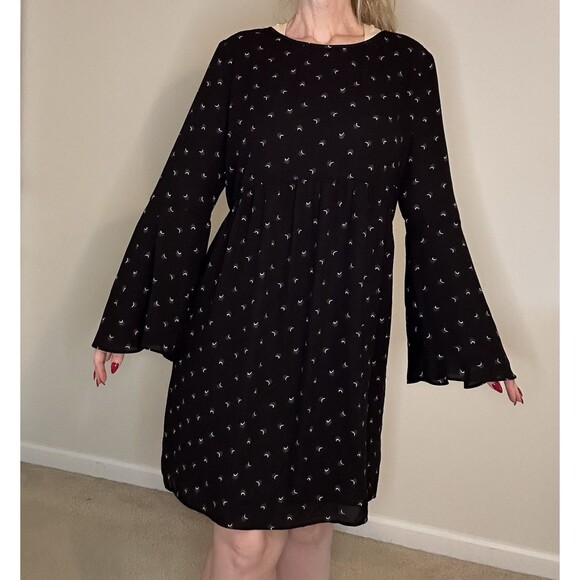 Loft Dress Moon Pattern Black Bell Sleeve Sz L Witchy Magic NWT (flaw) #1294 - Picture 1 of 8